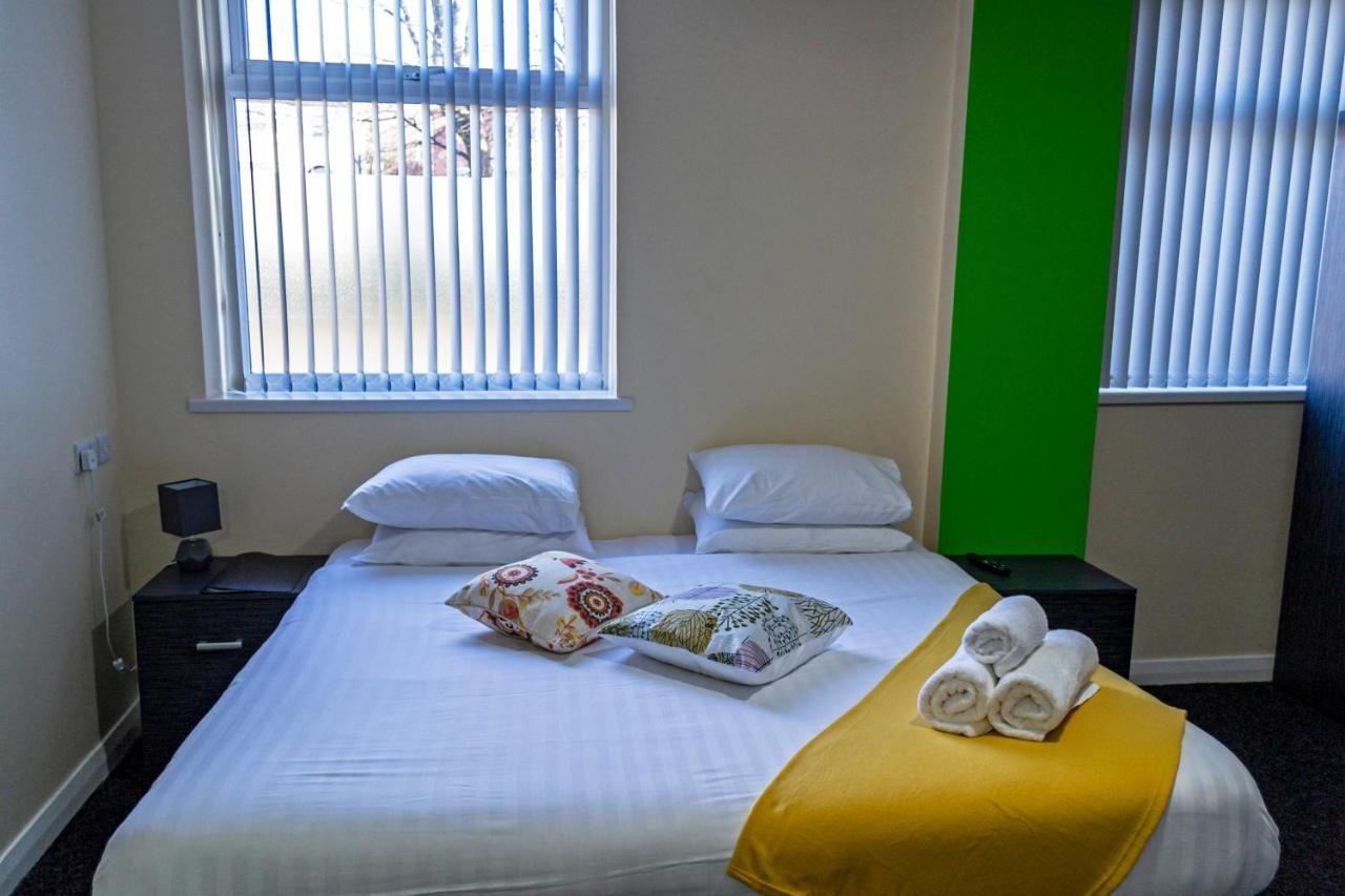 Lymedale Suites Studios & Aparthotel In Newcastle Under Lyme & Stoke المظهر الخارجي الصورة