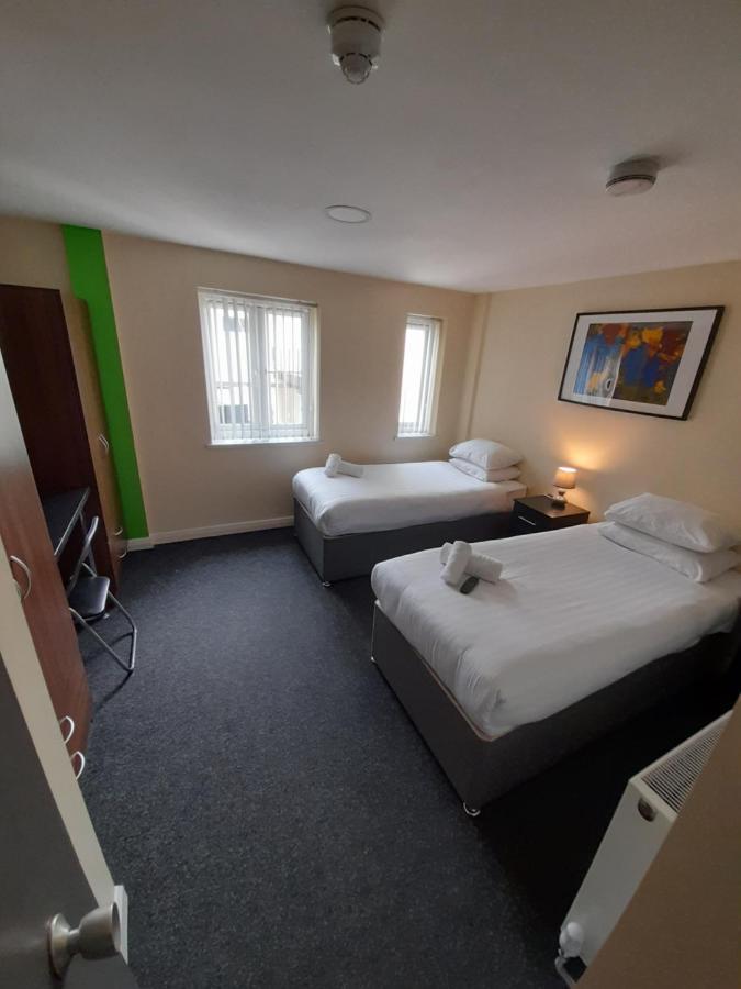 Lymedale Suites Studios & Aparthotel In Newcastle Under Lyme & Stoke المظهر الخارجي الصورة