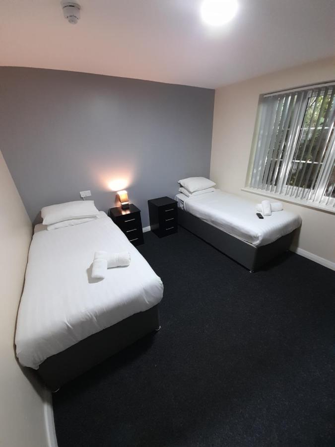 Lymedale Suites Studios & Aparthotel In Newcastle Under Lyme & Stoke المظهر الخارجي الصورة