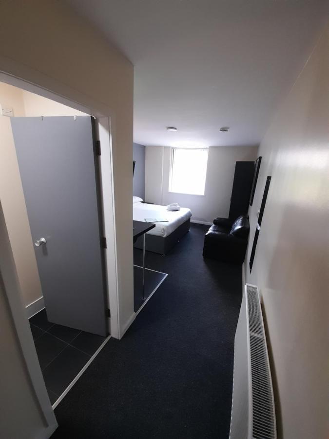 Lymedale Suites Studios & Aparthotel In Newcastle Under Lyme & Stoke المظهر الخارجي الصورة