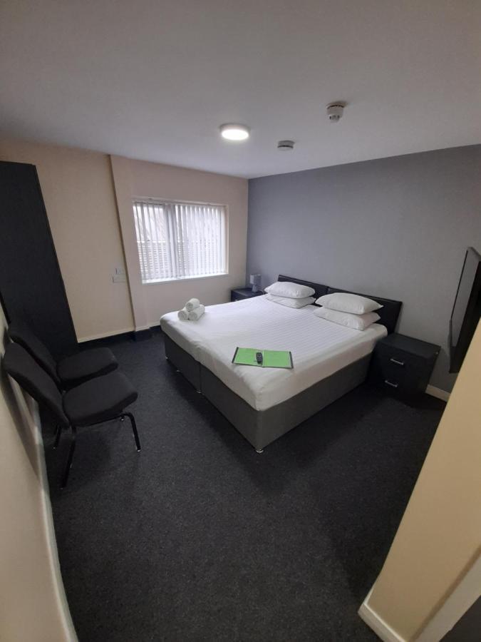 Lymedale Suites Studios & Aparthotel In Newcastle Under Lyme & Stoke المظهر الخارجي الصورة